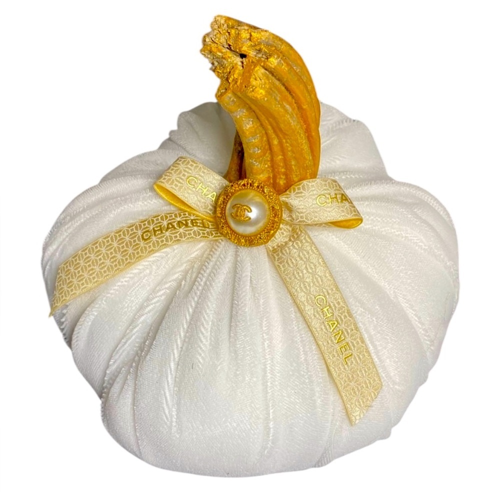 Velvet Pumpkin Embellished with Chanel Earring